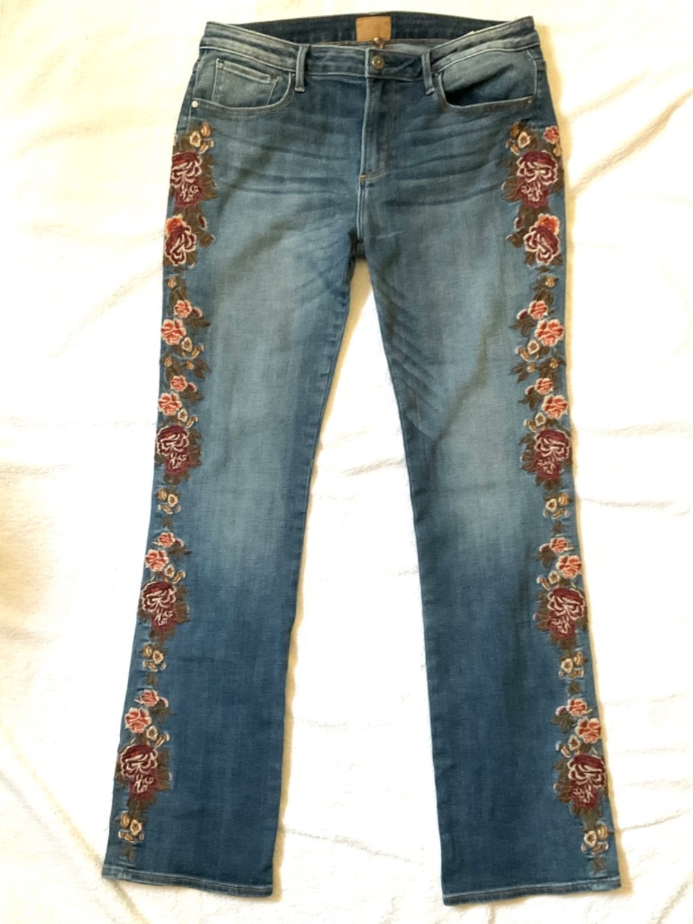 GREAT DRIFTWOOD EMBROIDERED  SOFT JEANS SZ 31 VGC  Length 32” VERY NICE - Picture 9 of 12
